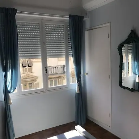 2 Pieces Rue Dal Pozzo Nizza
